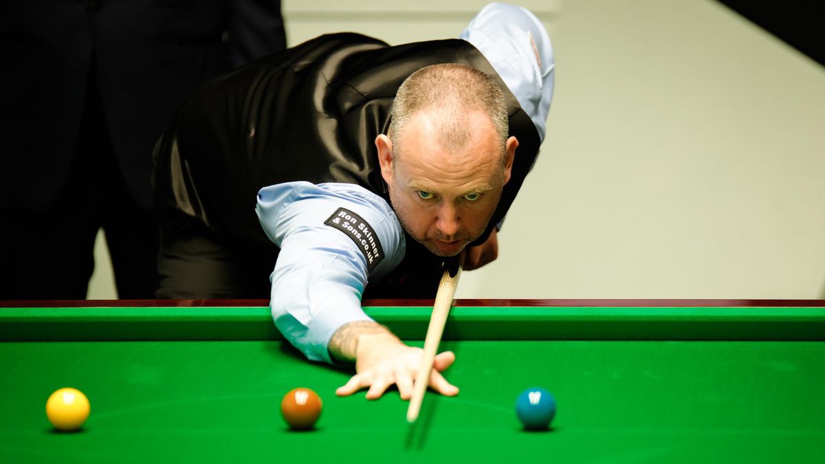 Snooker-WM 2023 Mark Williams steht nach Gala im Achtelfinale - John Higgins hält David Grace auf Abstand