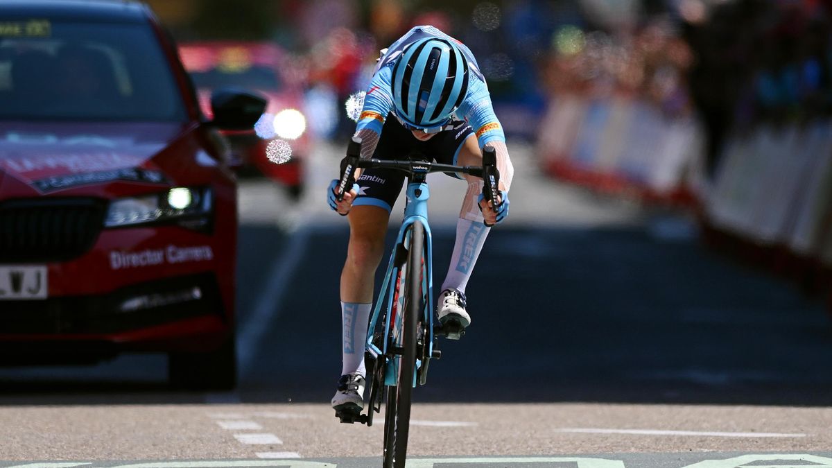 La Vuelta Femenina 2023 Gaia Realini earns stunning maiden World Tour win as Annemiek van Vleuten takes red jersey