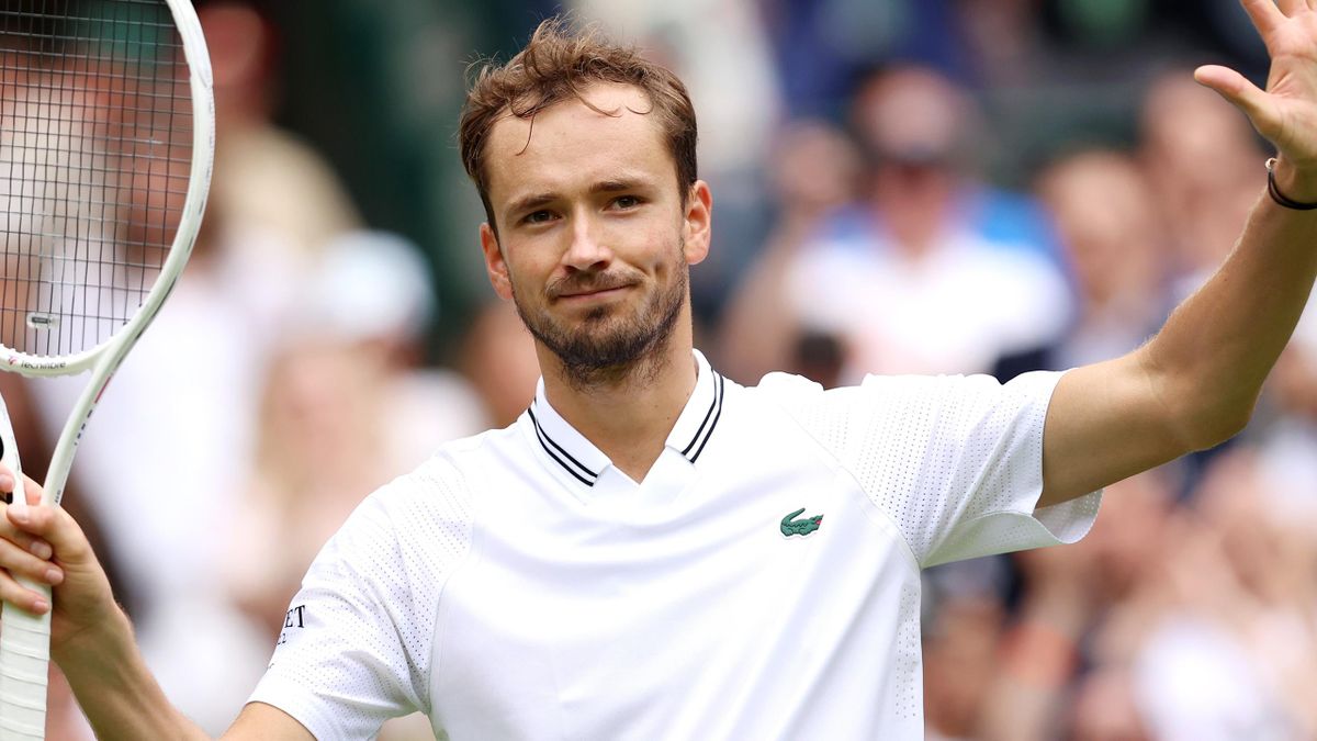 Wimbledon 2023 - Daniil Medvedev legt ohne Satzverlust los, Milos Raonic dreht Match