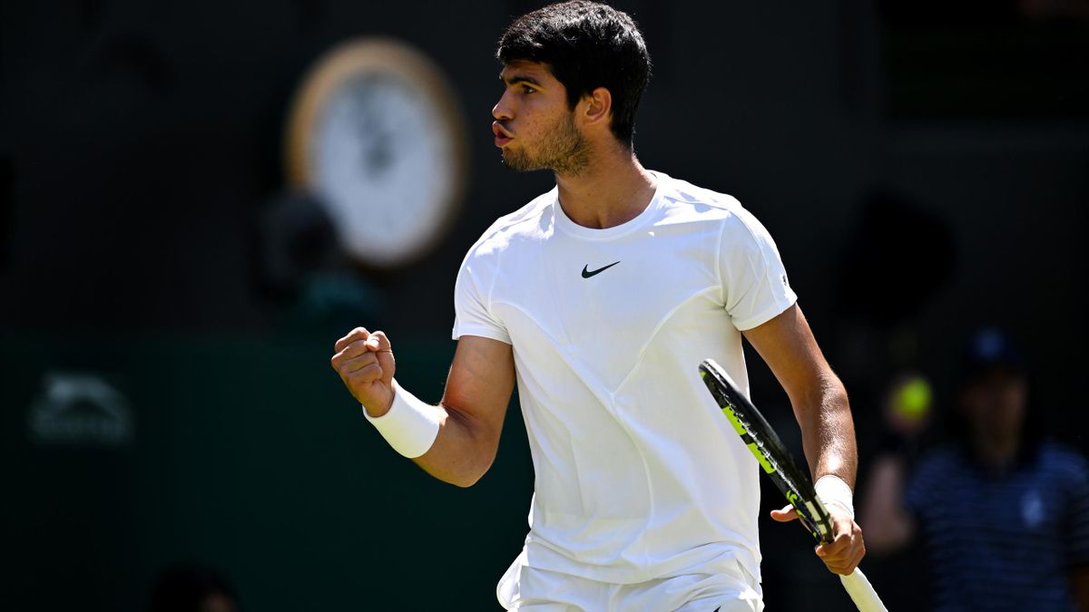 Wimbledon 2023 Top seed Carlos Alcaraz passes tricky Alexandre Muller test to reach third round