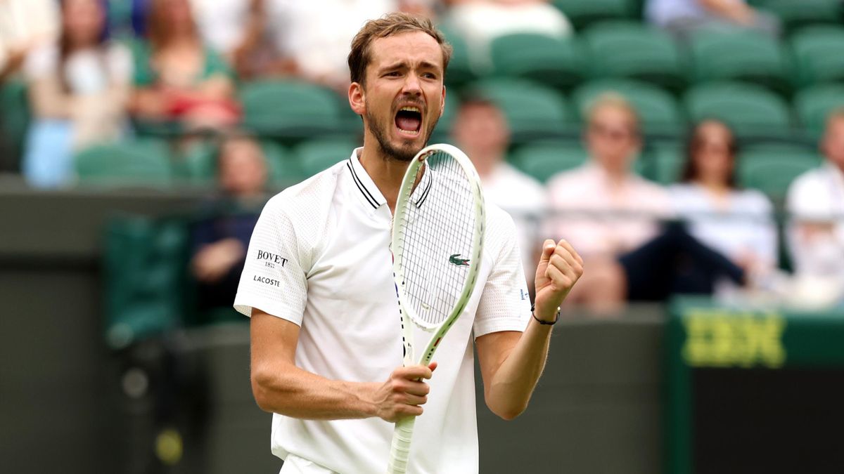 Wimbledon 2023 - Daniil Medvedev stellt persönlichen Rekord ein, Carlos Alcaraz ringt Nicolás Jarry nieder
