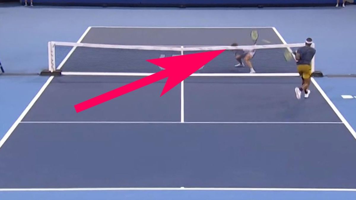 Ultimate Tennis Showdown Ben Shelton mit unfassbarem Punkt gegen Frances Tiafoe Publikum rastet aus