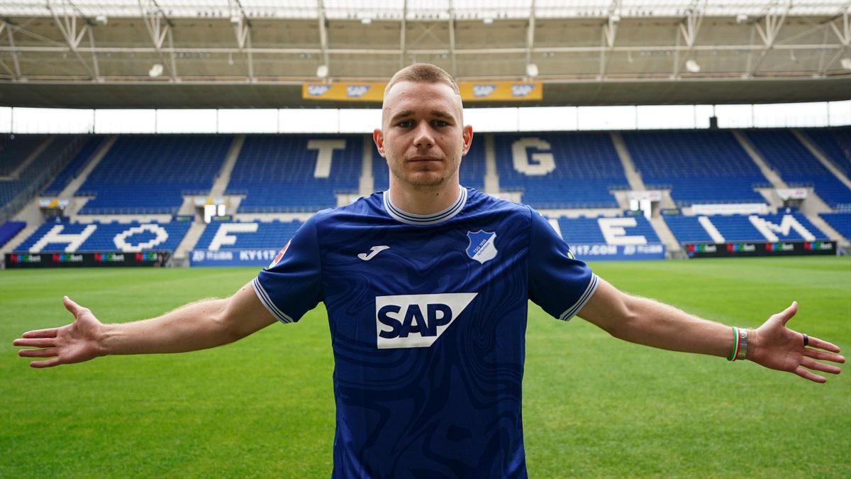 A Hoffenheim azt szeretné, ha Szalai vezéregyéniséggé válna - Eurosport