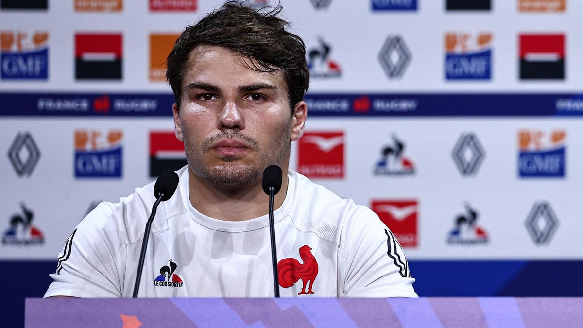 Antoine Dupont, avant France-Australie et à deux semaines de la CDM :  "C'est quand même plus sympa la compétition" - Eurosport