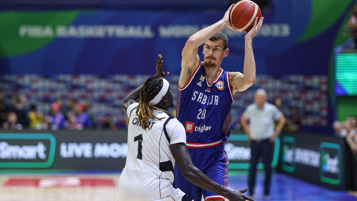 WM 2023 Borisa Simanic verliert nach Ellenbogenschlag von Gegenspieler eine Niere - Serbe schon zweimal operiert