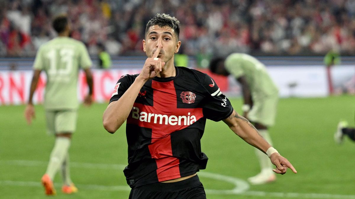 FC Bayern Munich 2-2 Bayer 04 Leverkusen Late Exequiel Palacios penalty sees clash end in draw
