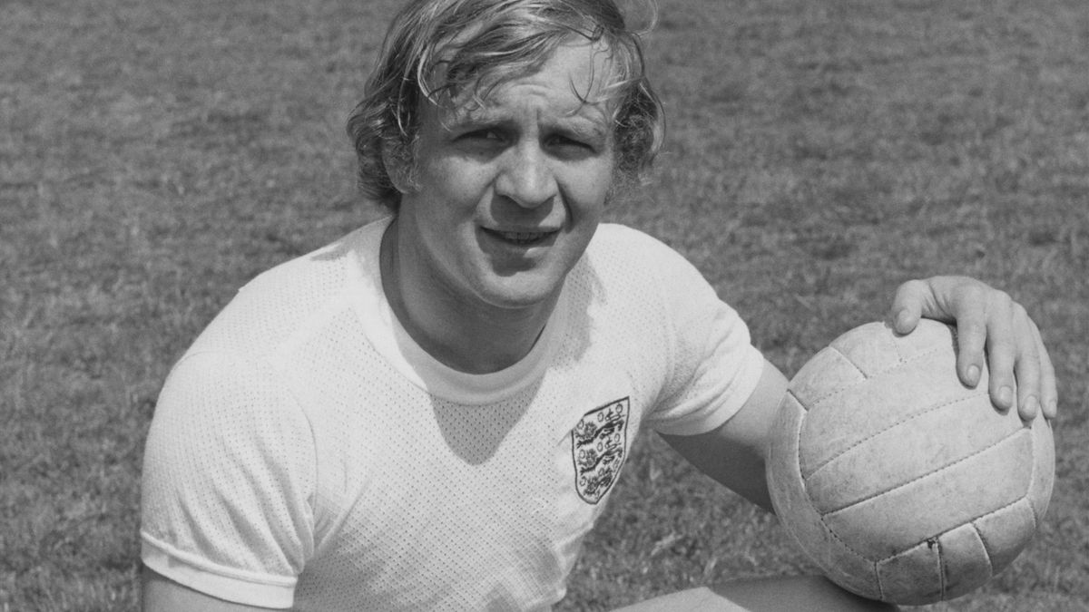 Former England, Manchester City, Derby and Bolton striker Francis Lee dies  at the age of 79