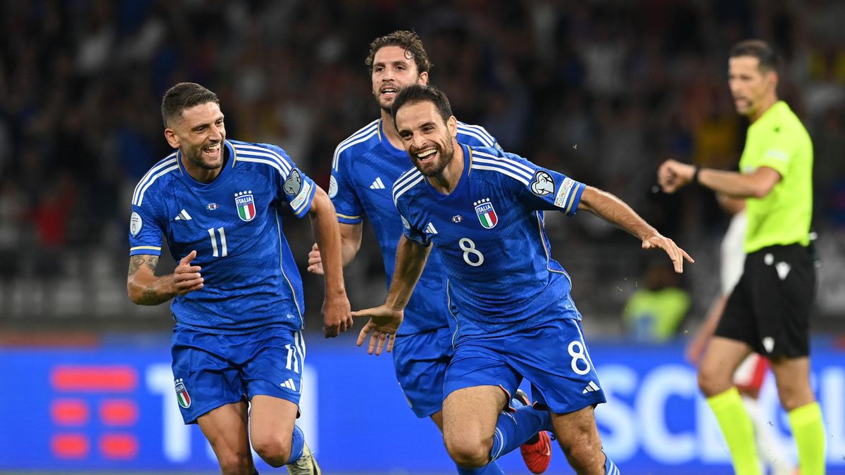 Italy 4-0 Malta - Domenico Berardi bags brace as hosts secure ...