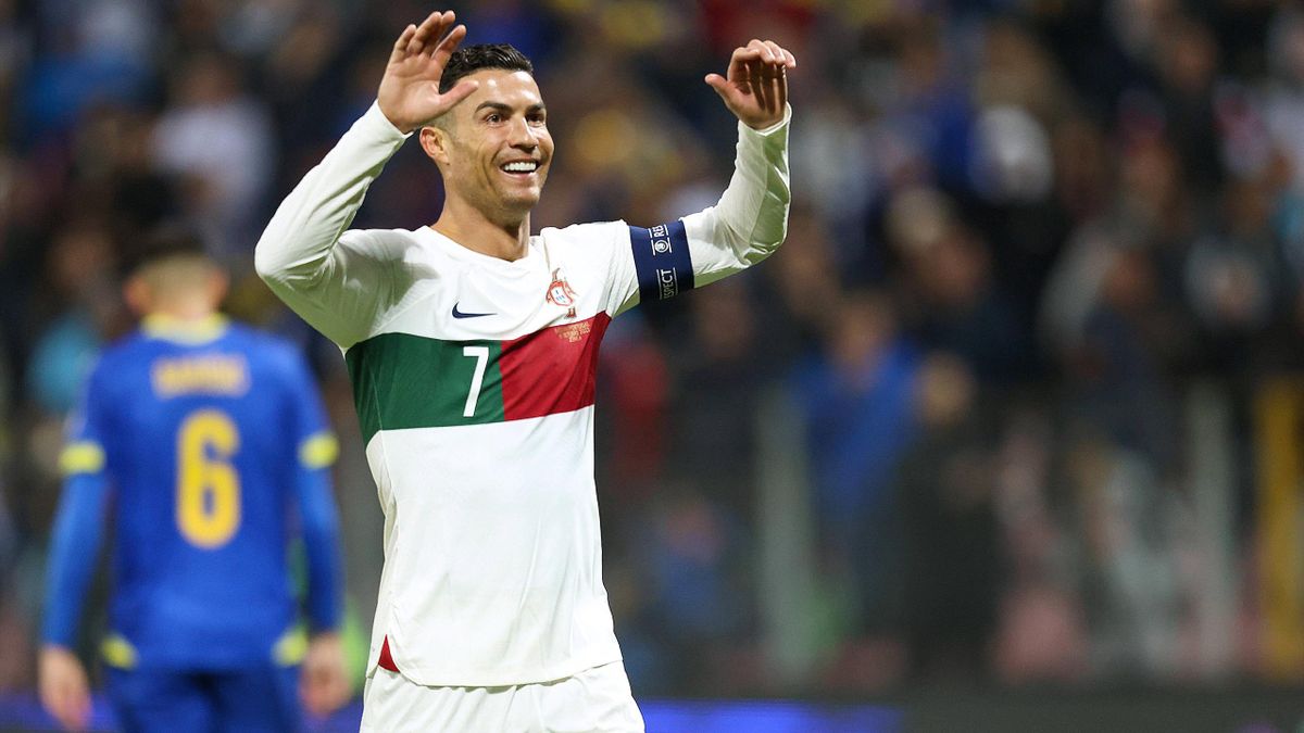 Qualifications Euro 2024 - Le Portugal surclasse la Bosnie (5-0), Cristiano  Ronaldo inscrit un doublé - Eurosport