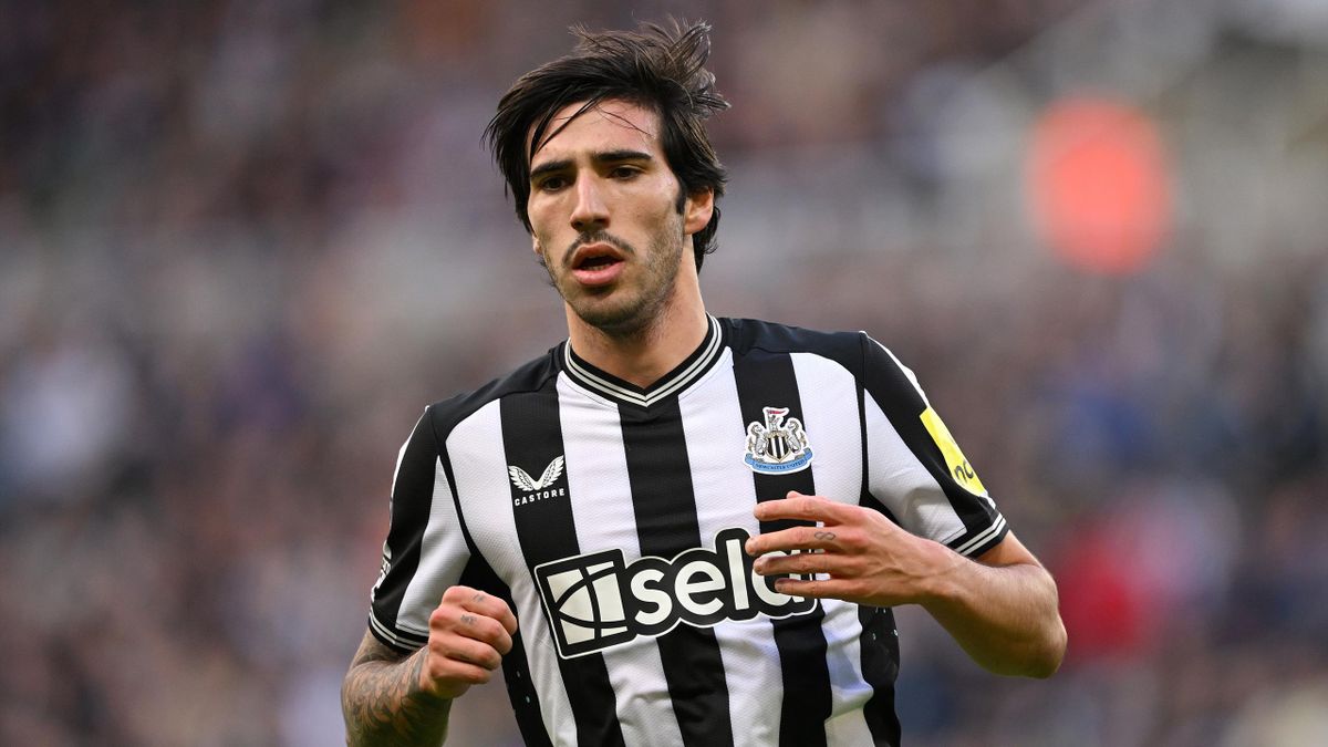 Newcastle United's Sandro Tonali to be banned from football for 10 months  for betting offences – FIGC president - Eurosport