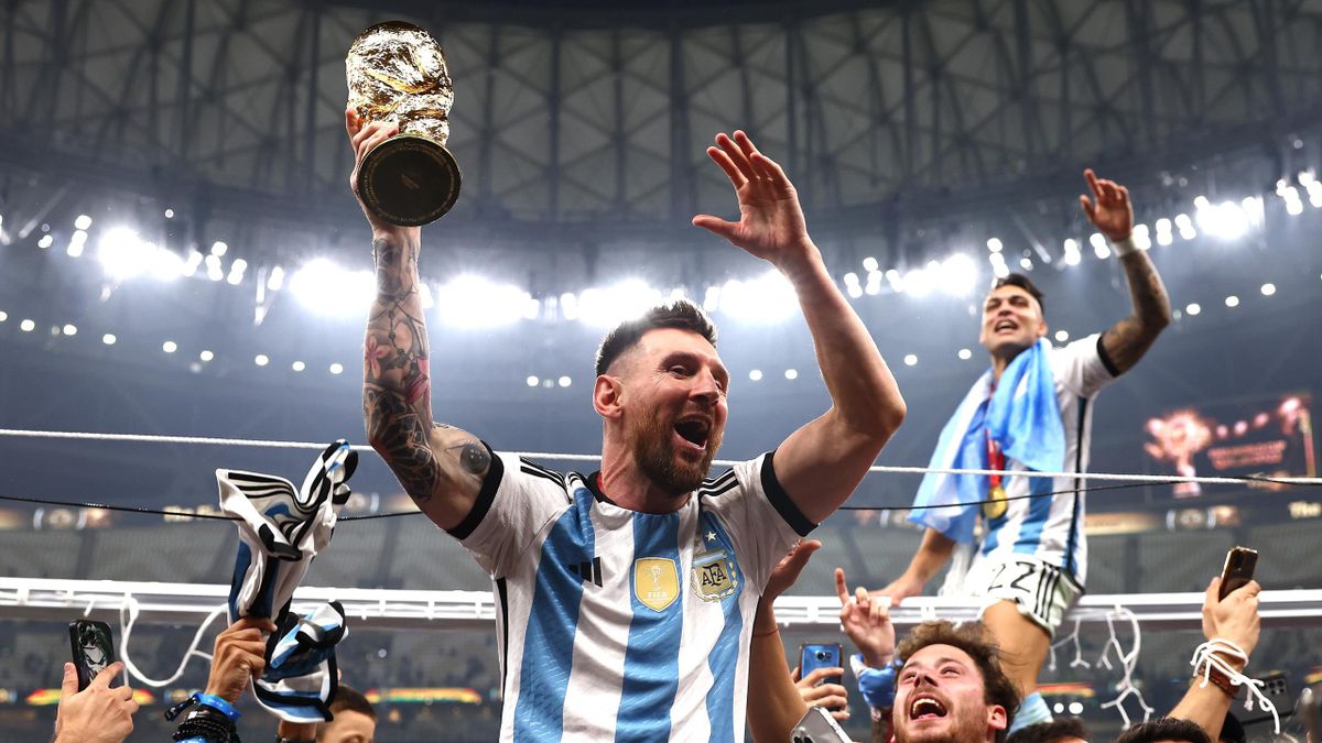 Messi worthy of seventh Ballon d'Or victory, says Xavi