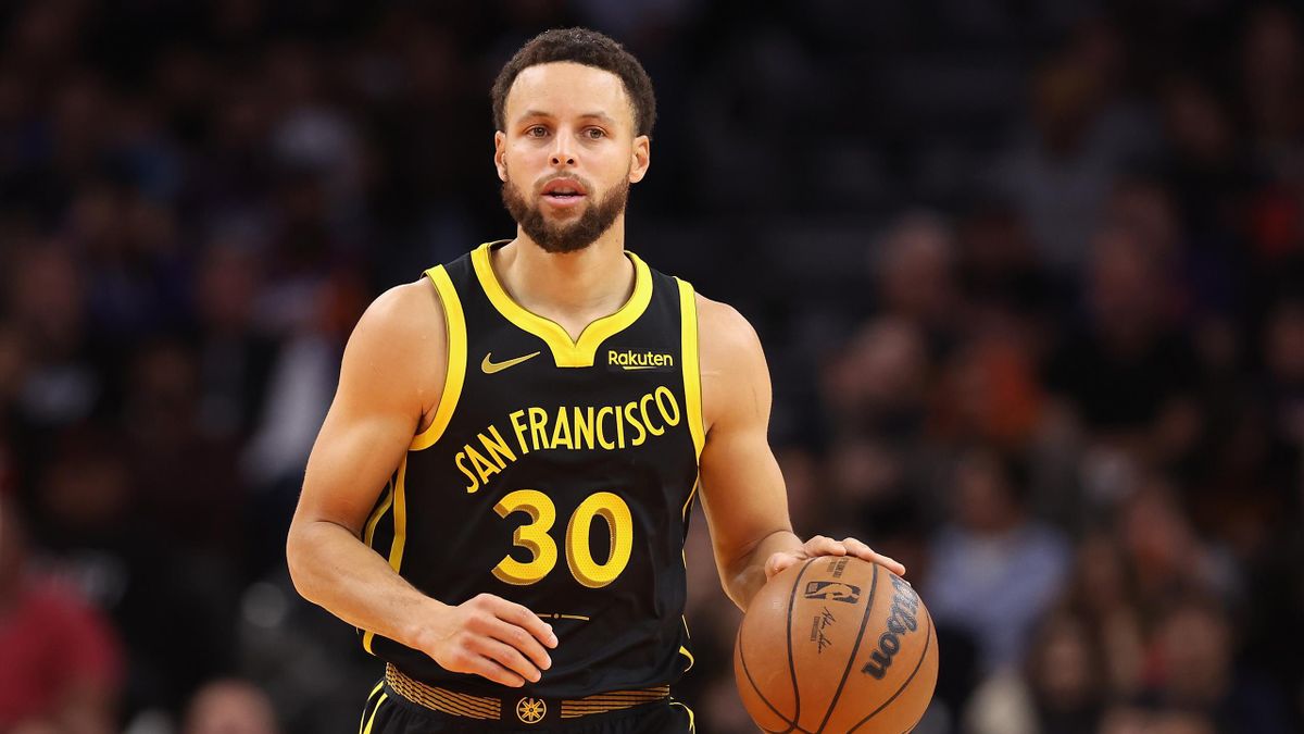Stephen Curry shines as struggling San Antonio Spurs lose again in NBA, New  York Knicks land big comeback win - Eurosport