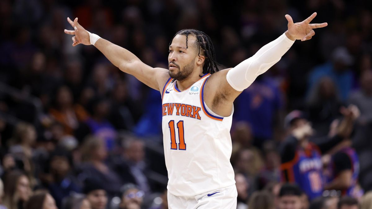 New York Knicks guard Jalen Brunson breaks records with three-point streak  and 50-point haul in win over Phoenix Suns - Eurosport