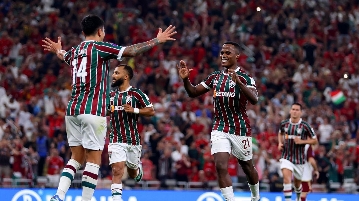 Brazilian Football League round of 16 produced major upset