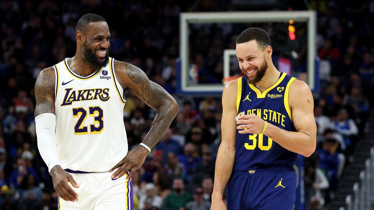 LeBron James outlasts Steph Curry and Golden State Warriors as LA Lakers  claim NBA classic win in double overtime - Eurosport