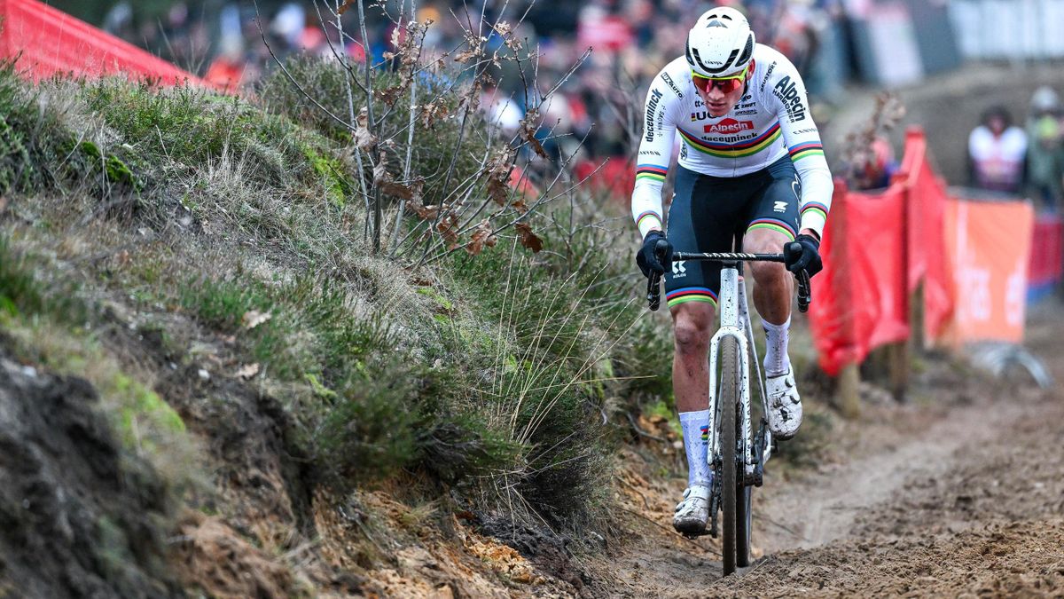 Mathieu van der Poel vor Cyclocross Weltmeisterschaft in Tabor
