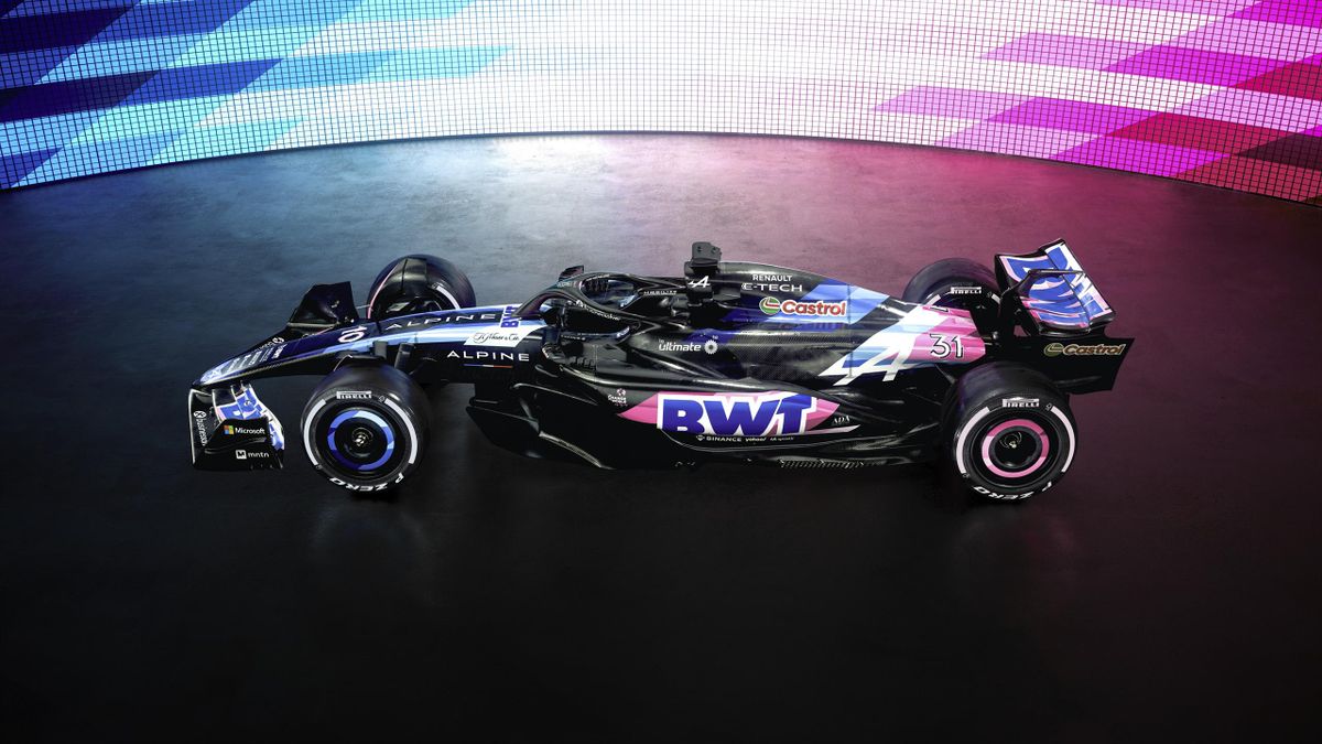 Alpine si rifà il look doppia livrea per la vettura 2024, la nuova A524 di Gasly e Ocon Eurosport