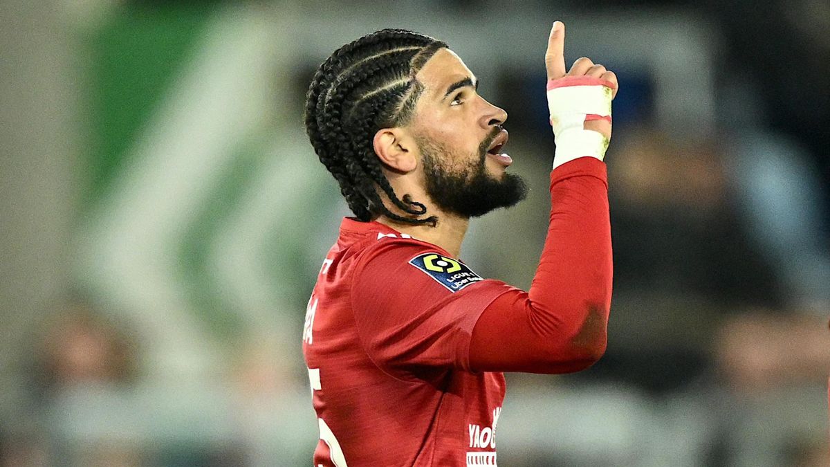 Ligue 1 round up Mahdi Camara hat trick takes second placed Brest