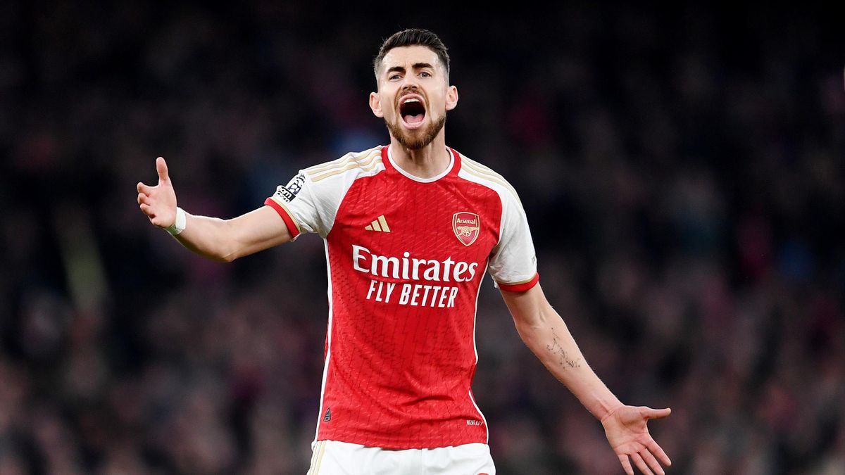 We learned a lot' - Jorginho says Arsenal motivated by last season's title  setback, discusses leaning BSL - Eurosport