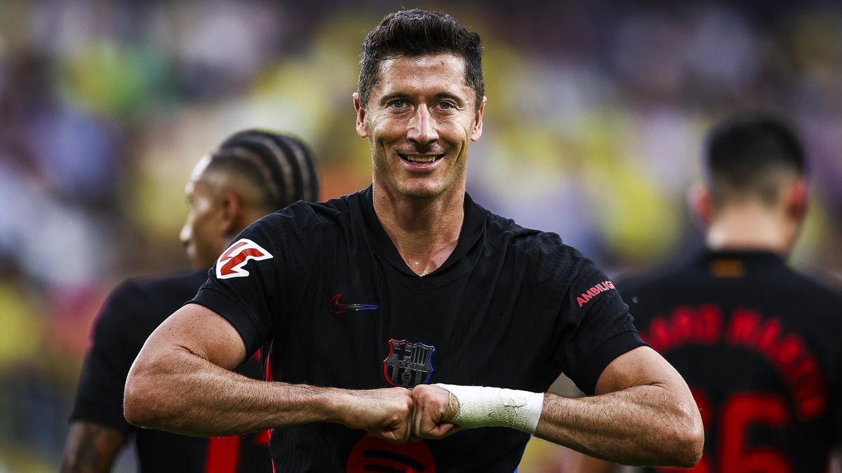 Villarreal 1-5 Barcelona: Robert Lewandowski and Raphinha fire braces in  thumping win in La Liga - Eurosport