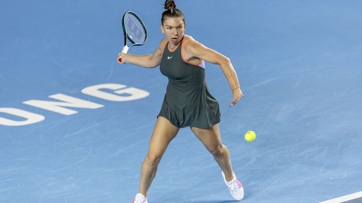 Simona Halep a revenit în circuitul WTA cu o victorie la Hong Kong