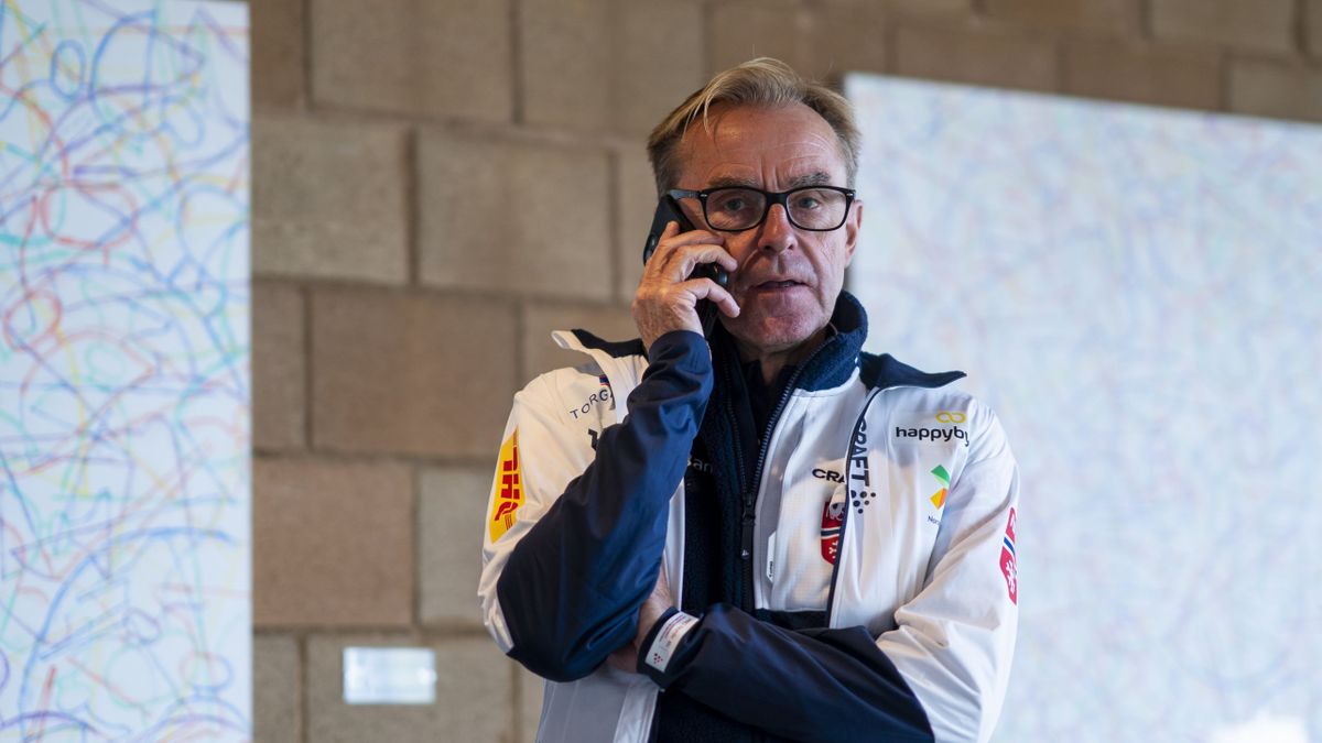 Klæbo Faces Pressure Ahead of His Most Important Season