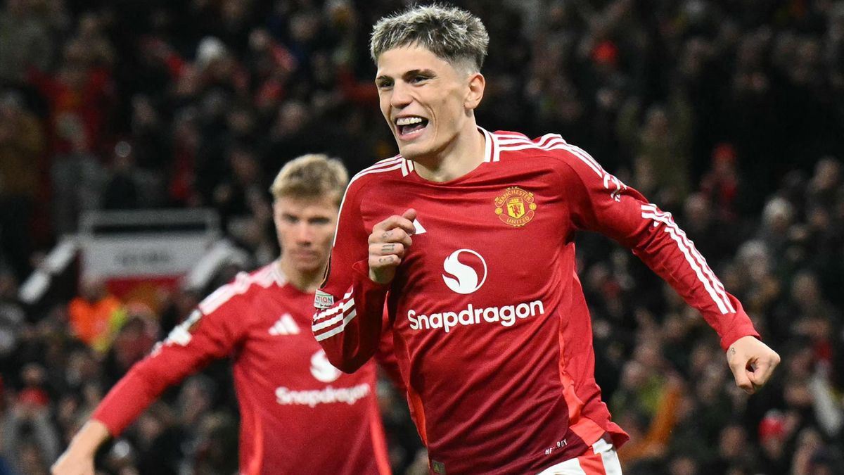 Alejandro Garnacho and Karim Adeyemi top shortlist of Chelsea January  transfer targets - Paper Round - Eurosport