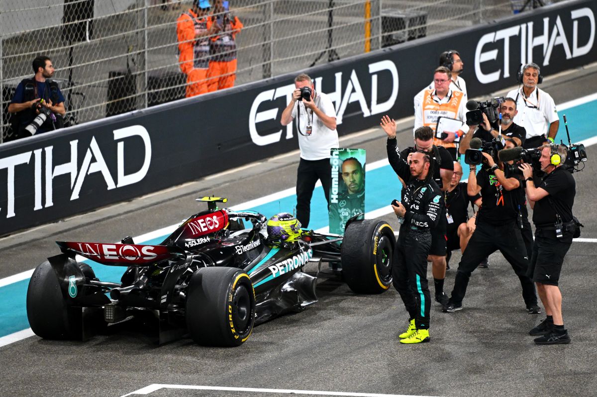 Grand Prix d'Abu Dhabi | Lewis Hamilton (Mercedes), l'émotion aux ...
