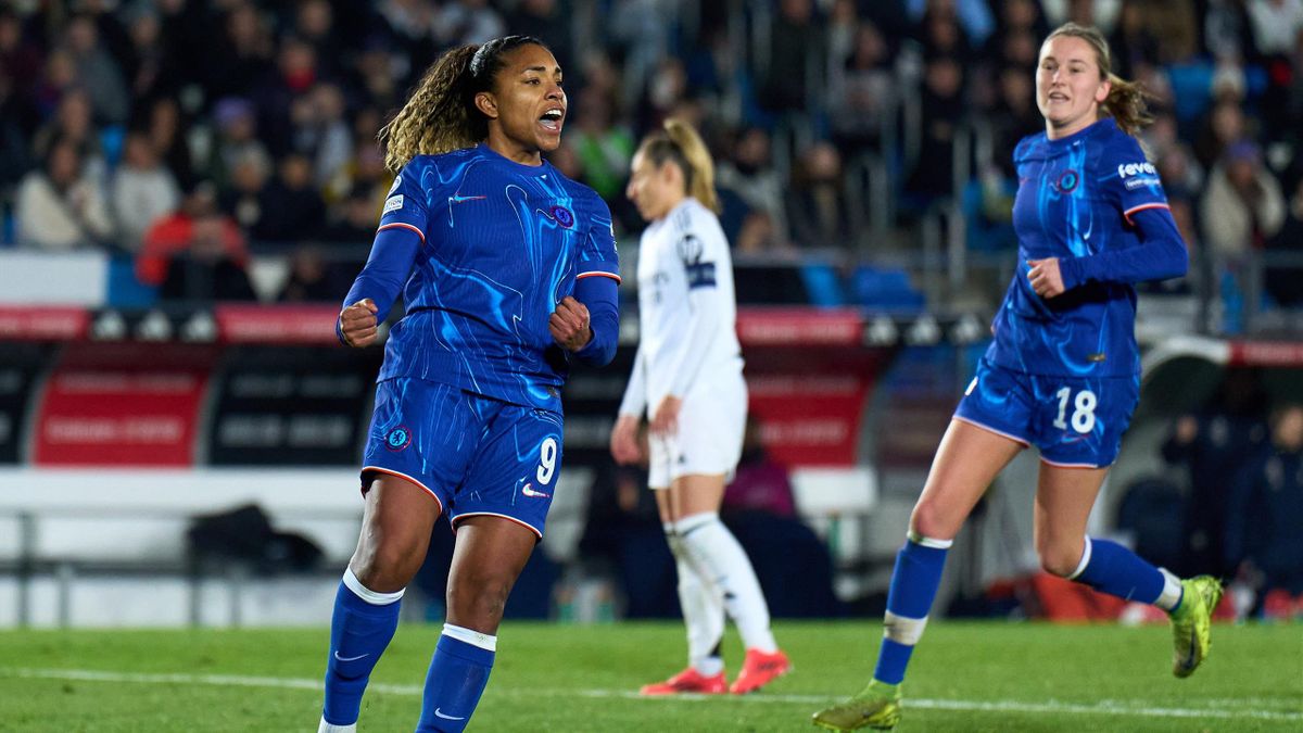 Real Madrid 1 2 Chelsea Catarina Macario scores twice from spot as Blues top Group B in UEFA Women s Champions League Eurosport