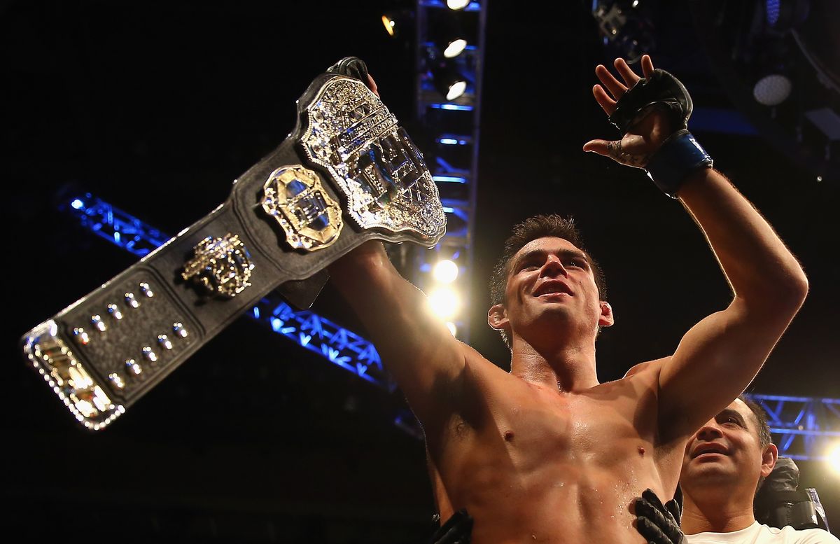 MMA-legende Dominick Cruz (39) per direct met pensioen - Eurosport