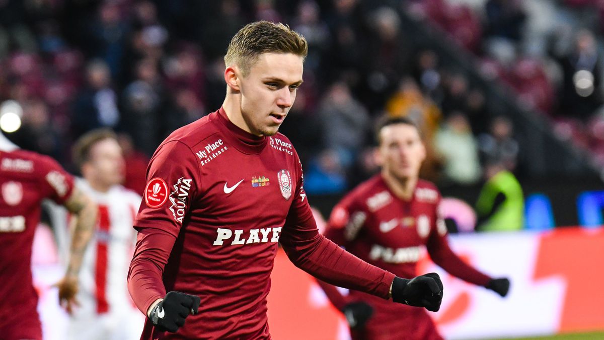 Louis Munteanu "semnează" primul hattrick al carierei, chiar împotriva  Farului! Victorie convingătoare pentru CFR Cluj - Eurosport