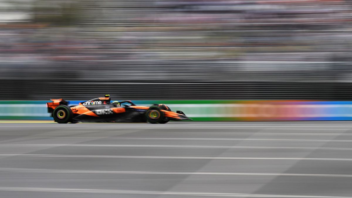 Australie – Lando Norris vainqueur devant Max Verstappen sous la pluie