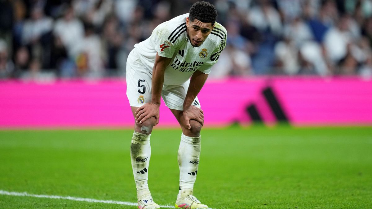 Real Madrid ster Jude Bellingham trapt VAR-scherm bijna kapot na nederlaag  tegen Valencia - Eurosport