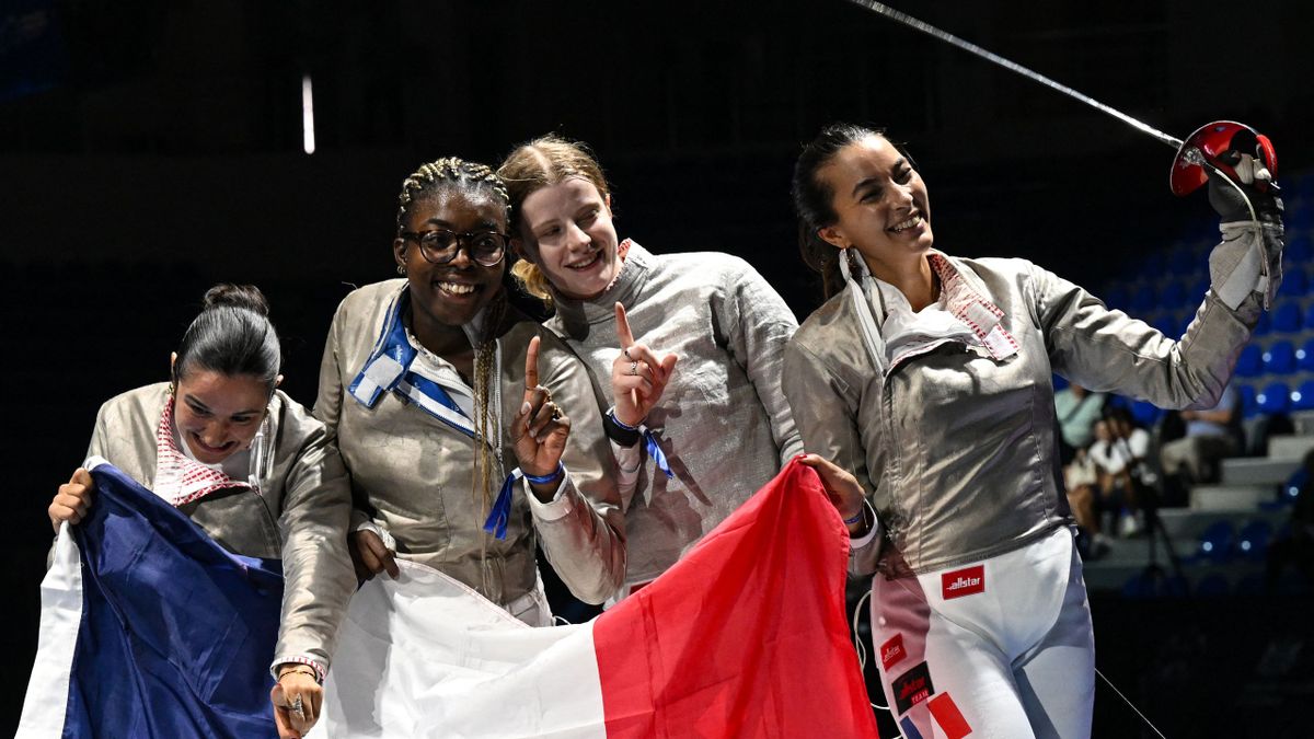 Mondiaux d'escrime - Les sabreuses françaises sacrées championnes du monde  par équipes - Eurosport