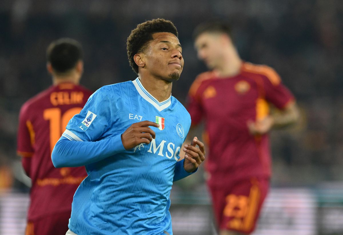 Roma-Napoli 0-1: la decide il gol di David Neres, Conte aggancia il ...