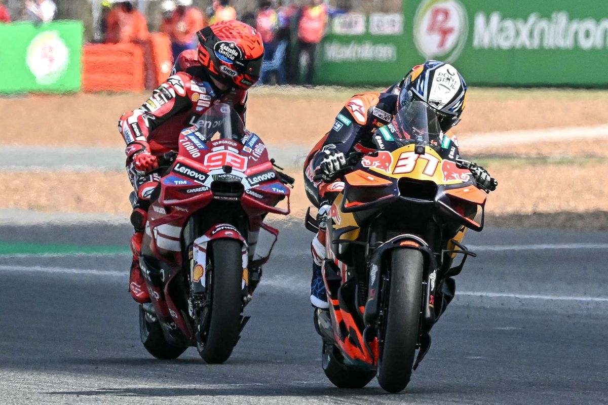 MotoGP Thailandia 2026, sprint race: Bezzecchi out, Marquez penalizzato ...