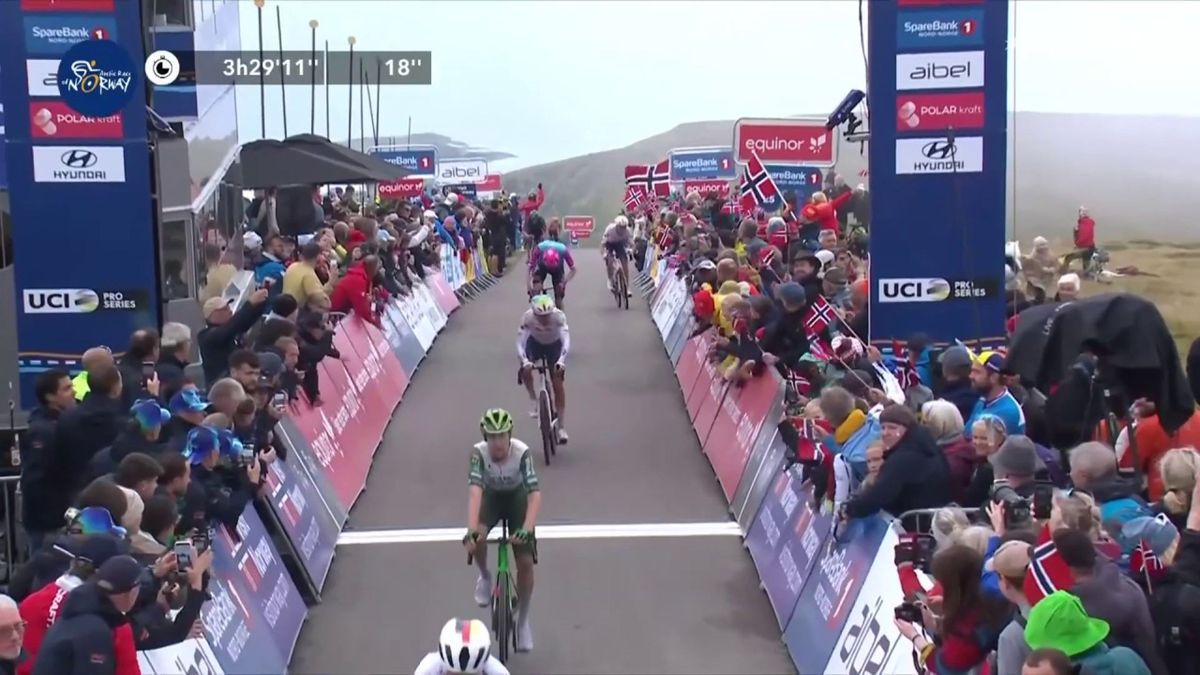 Cedrik Bakke Christophersen wint in Arctic Race of Norway - Guillermo ...