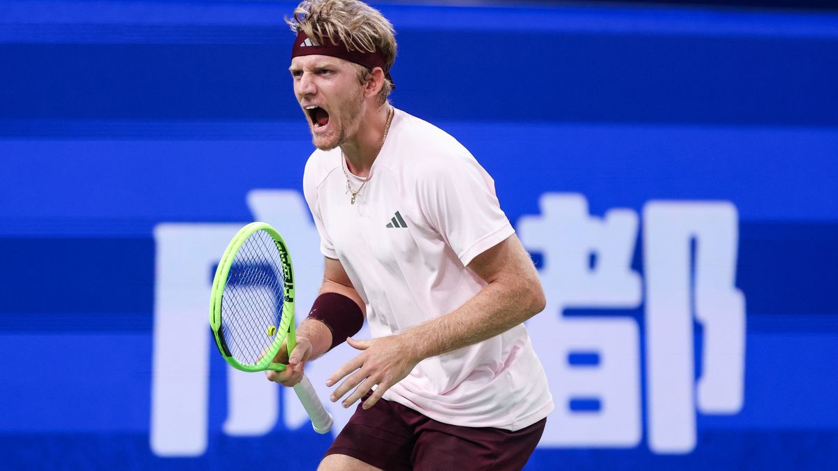 Masters 1000 de Shanghái 2026 | Davidovich solicita un tiempo médico por  una fuerte reacción a una crema en su partido ante Tiafoe - Eurosport