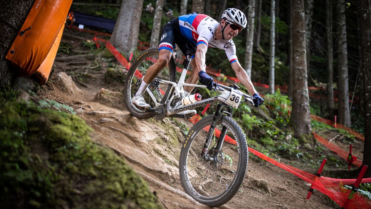 UCI Mountain Bike World Series Cross-country Olympic World Cup - Mens elite live