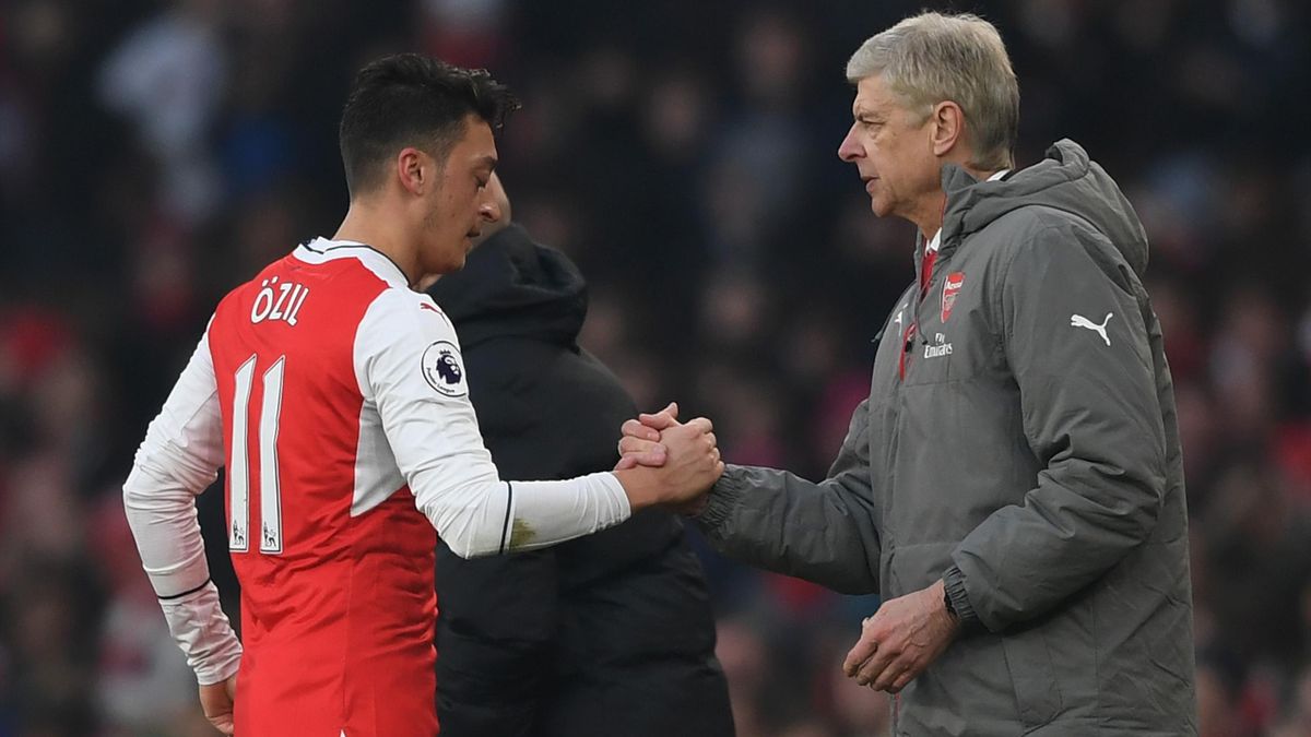 Happy Birthday Boss Mesut Ozil Sends Best Wishes To Arsene Wenger After Spat With Mikel Arteta Eurosport