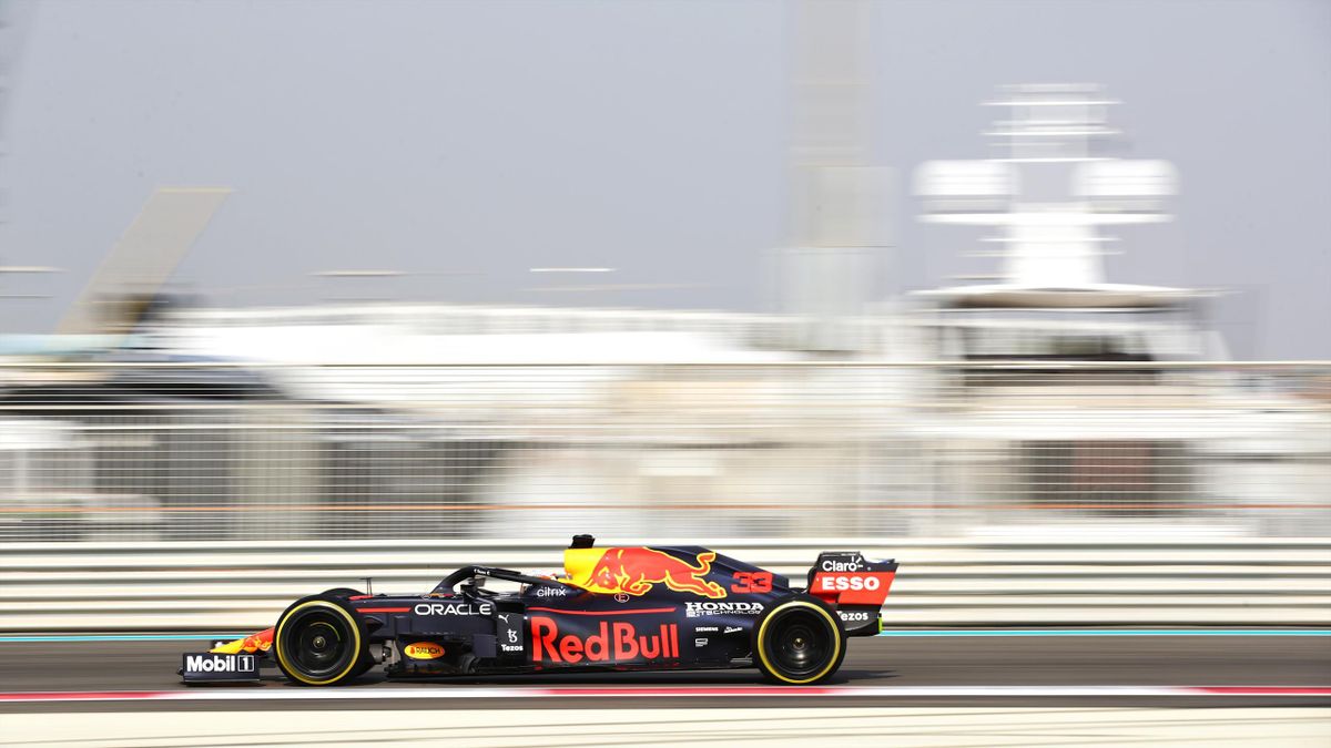 Max Verstappen prueba los neumáticos de 18 pulgadas en los test de Abu Dabi