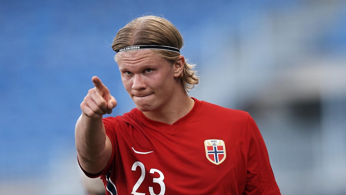 Erling Haaland (Borussia Dortmund) of Norway gestures during the international friendly match between Norway and Luxembourg at Estadio La Rosaleda on June 2, 2021 in Malaga, Spain