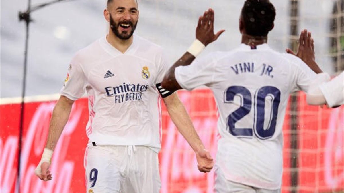 Benzema a marcat al 9-lea gol în 7 meciuri pentru Real Madrid, în victoria cu 2-0 contra lui Eibar