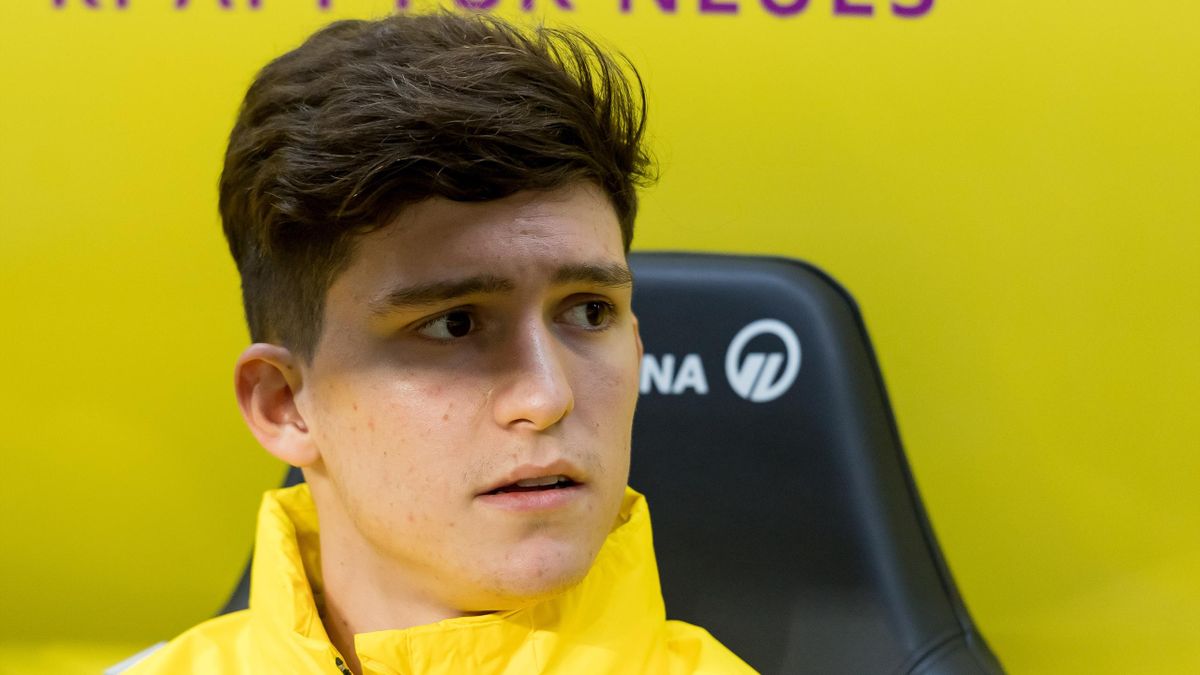 Escándalo por la transferencia de Balerdi a Borussia Dortmund - TyC Sports