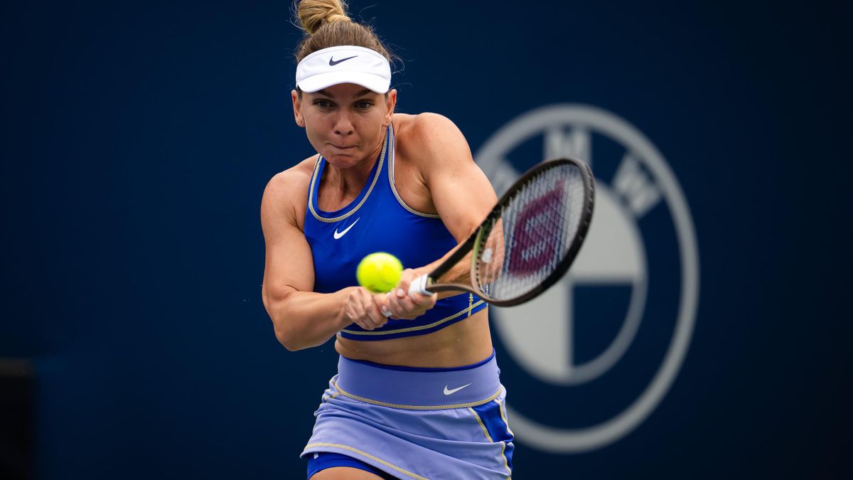 Simona halep beach