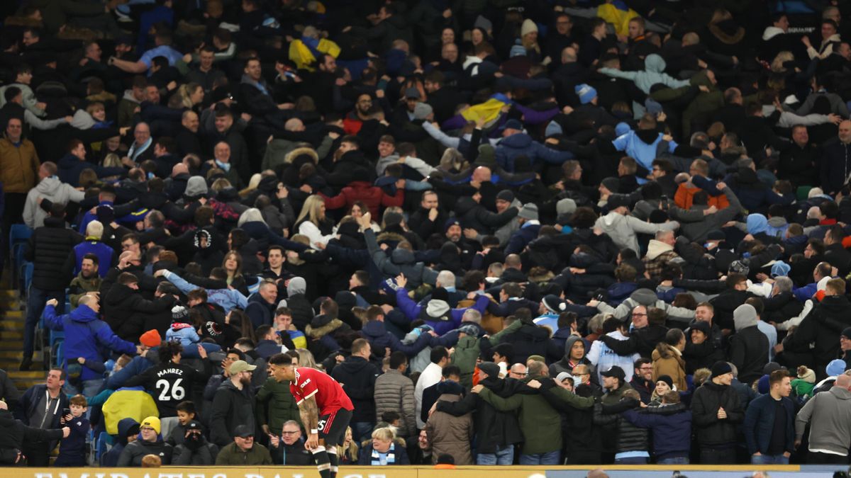 Man Utd shambles dwarfs Man City perfection, and would you ...
