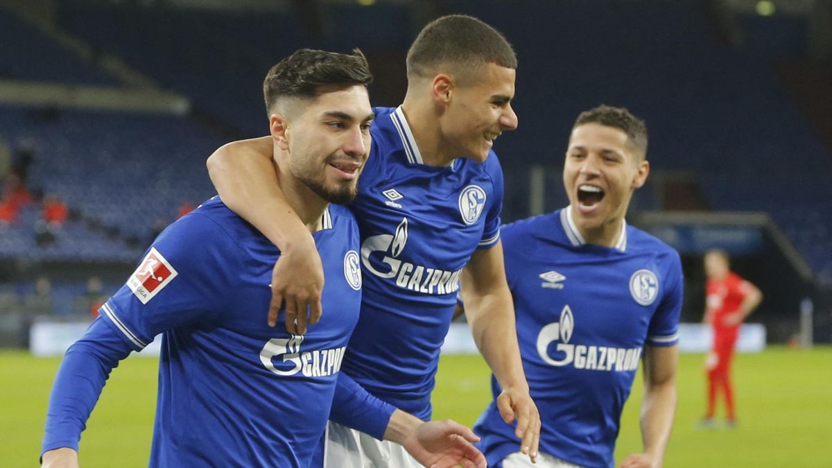 Suat Serdar, Can Bozdogan und Amine Harit (von links) - FC Schalke 04