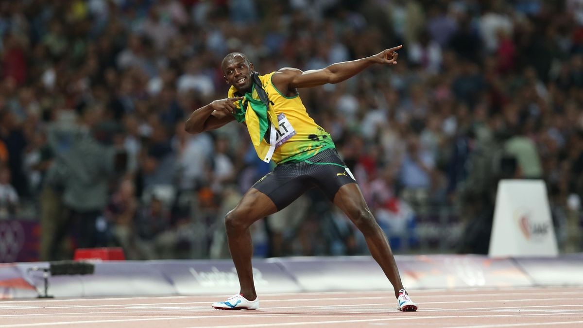 Usain Bolt feiert seinen Sieg über 200m