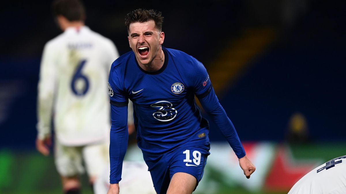 Mason Mount of Chelsea celebrates after scoring his team's second goal during the UEFA Champions League Semi Final Second Leg match between Chelsea and Real Madrid at Stamford Bridge on May 05, 2021 in London, England