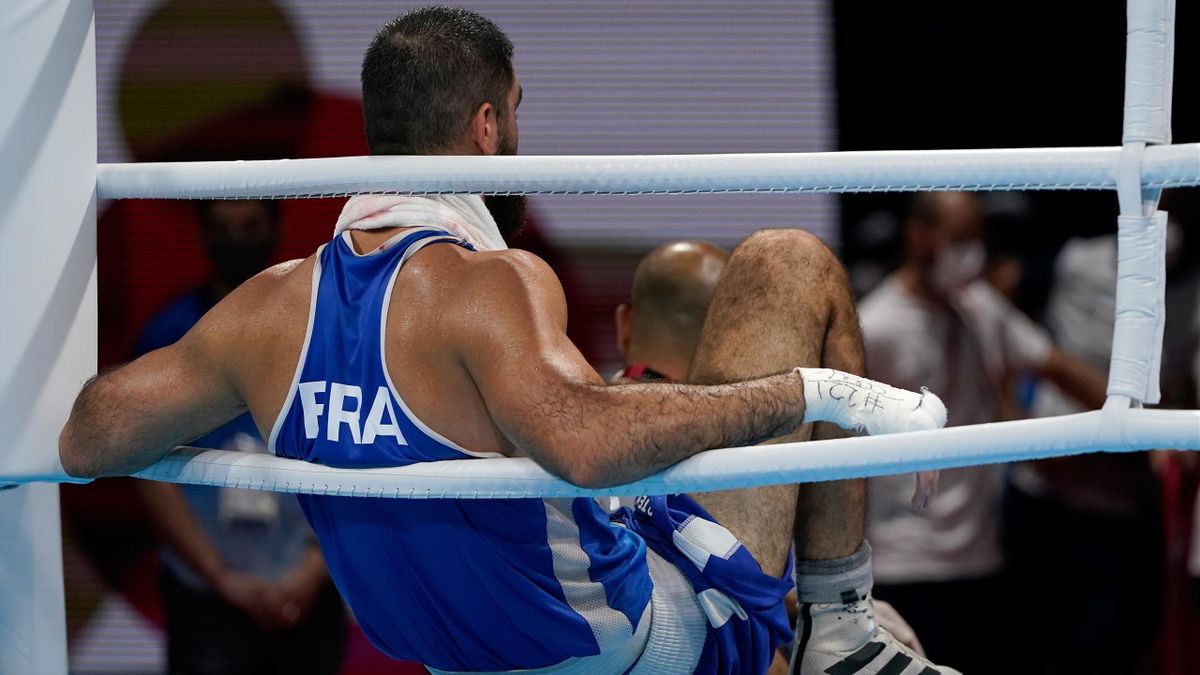 Tokyo 2020 - Mourad Aliev stages sit-in protest after ...